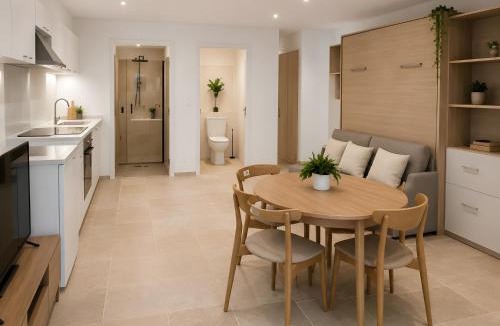 Solaro Apartment | Villa Laurent