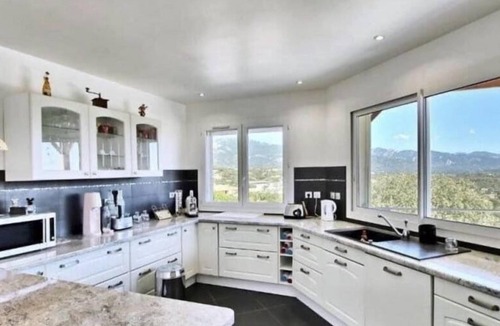 Porto-Vecchio Villa | Villa private pool 3 bedrooms - 130m2. with magnificent mountain view
