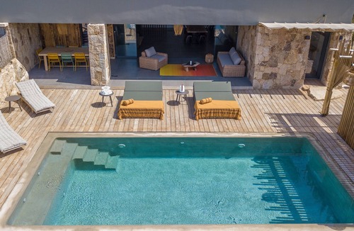 Molini Villa | Villa Standing Plein Sud, Piscine Miroir, à 2 Minutes des Plus Belles Plages