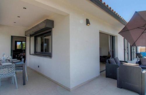 Pinarellu Villa | Villa Stella avec piscine entre mer et rivière