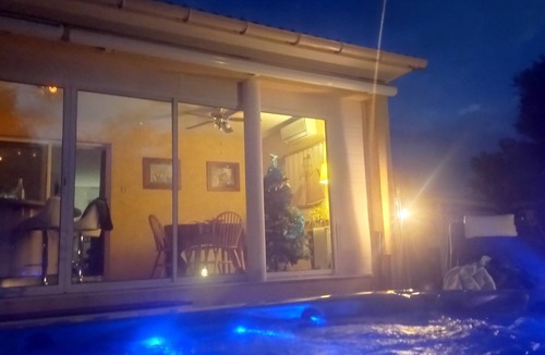 Ventiseri House | Villa with private staircase feet in the water Solenzara area