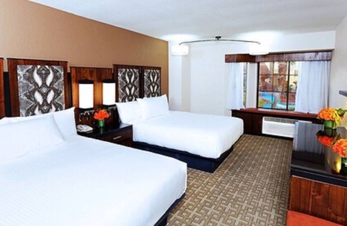 Primm Hotel | Whiskey Pete's Hotel & Casino