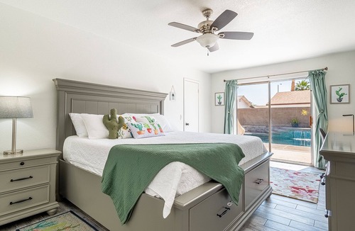 Yuma House | Yuma Sunshine House l 4 mi. to Col. River! POOL w/slide! Sleeps 10! 4B/2B