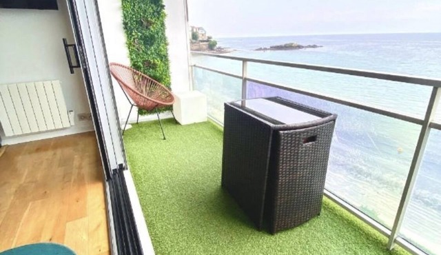 1 Bedroom Apartment in Concarneau