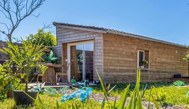 1 bedroom stunning home in Escames