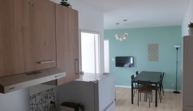 18moliereFr 5 pers. sheets, towels & cleaning included