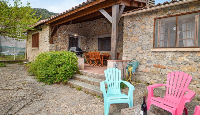 2 bedroom nice home in Popolasca
