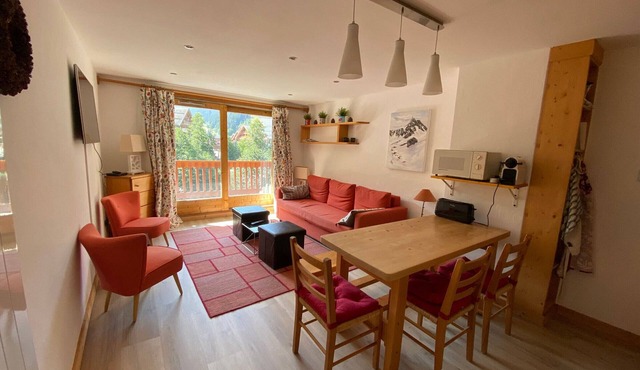 2-room apartment for 4 in Méribel center with balcony and WIFI