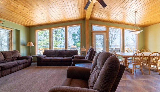 3-bedroom 2 full bath cabin located at Cass Lake Lodge Eagle