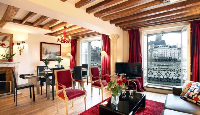 3 BR-2BA Luxury - Ile Saint Louis on the Seine River