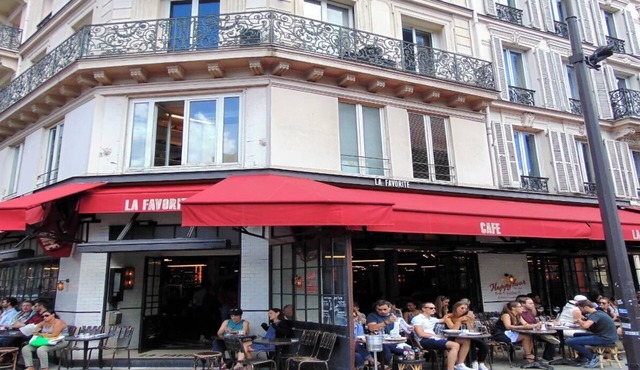 AN IDEAL PARISIAN ESCAPE AT RUE DE RIVOLI ELEGANCE- LE MARAIS 200 SM2