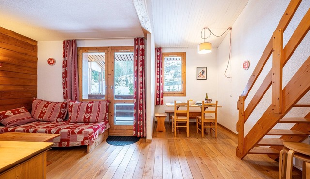 Apartment 'Lauziere Dessus 50' with Mountain View and Balcony