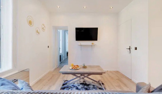 Apartment at the gates of Paris
