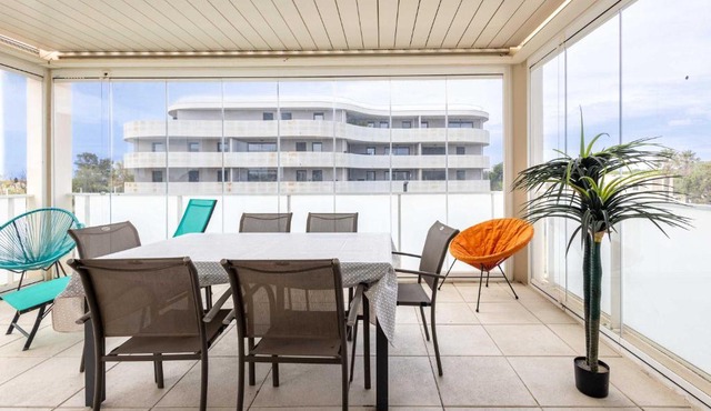 Appartement avec terrasse à 450m de la plage