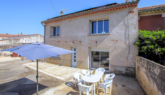 Awesome home in St-Just d'Ardèche