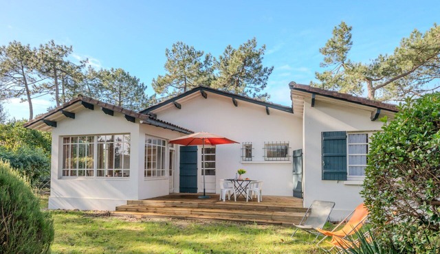 Beautiful private villa for 6 people with WIFI, TV, terrace and pets allowed