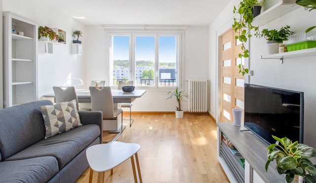 Beautifully bright apartment near the Château de Versailles - Welkeys