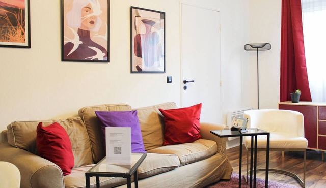 Bright apartment, close to Stade de France