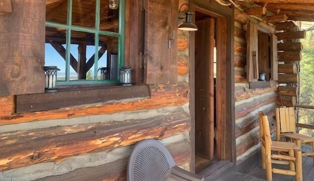 Cabin High On The Mountain*Breathtaking Views* Adventure everywhere!