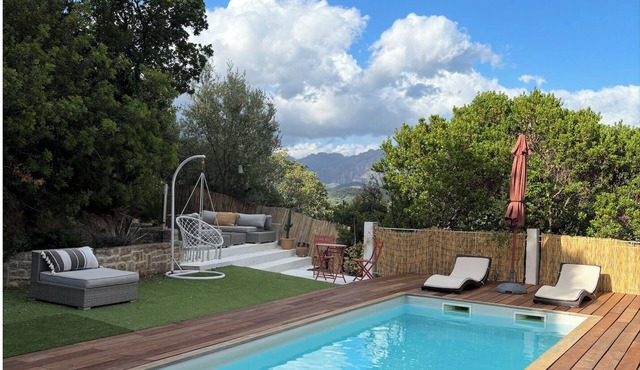 Casa Alta Bianca: Large villa with pool & independent studio/8 people