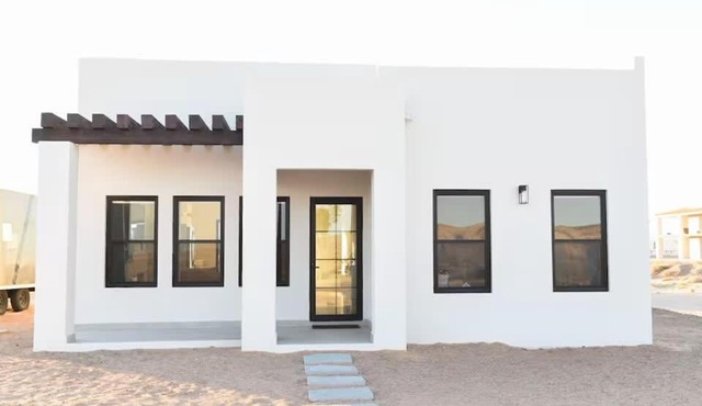 Casa Ines Laguna Shores - 2 Bedroom 2 bath