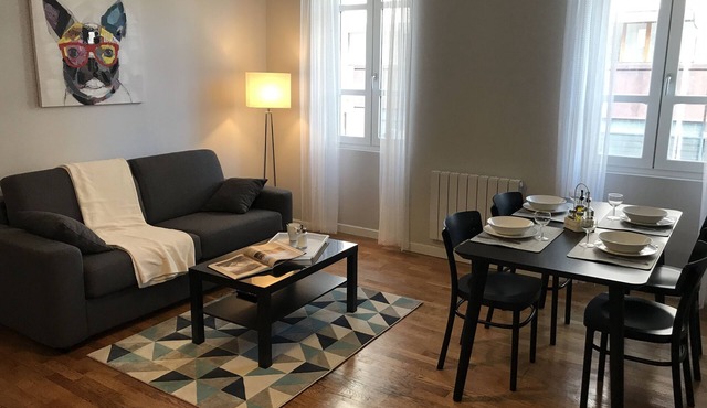 CENTER - SPACIOUS - COZY - WIFI