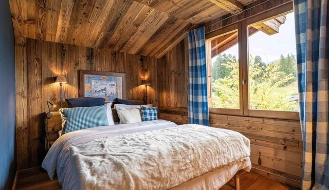 Chalet, 2nd floor, terrace, fireplace or stove, tv, 350m², Combloux