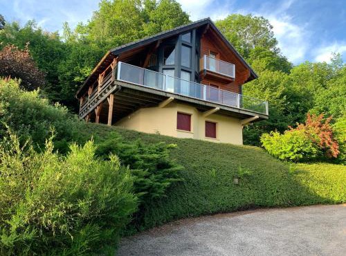 Chalet chaleureux à Basse-sur-le-Rupt, vue montagne superbe
