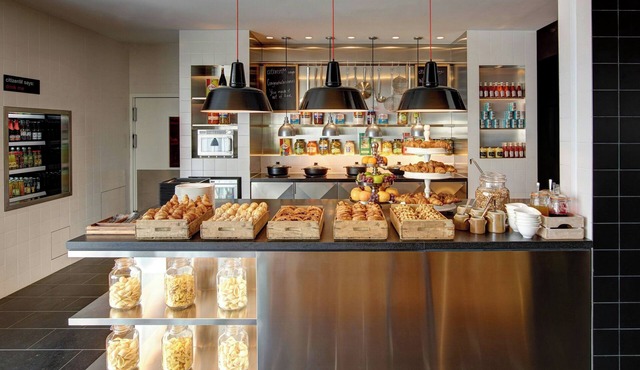 citizenM Paris Charles de Gaulle Airport