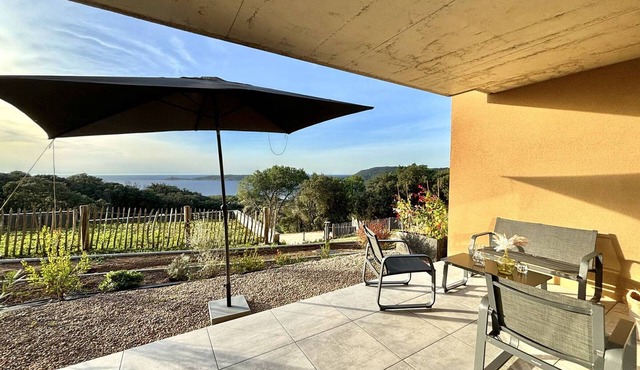 Duplex with terrace, air conditioning, Wi-Fi, parking, near beach in Cargèse