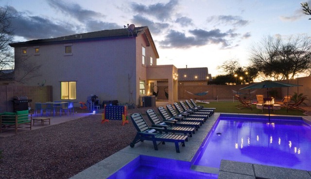 Glow & Go Heated Pool, Spa, Mini Golf, Fire Pit