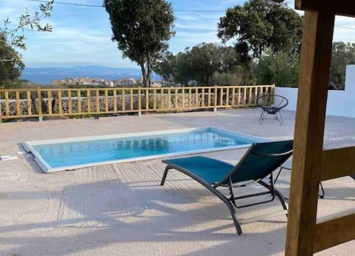 Grand chalet d’été avec piscine
