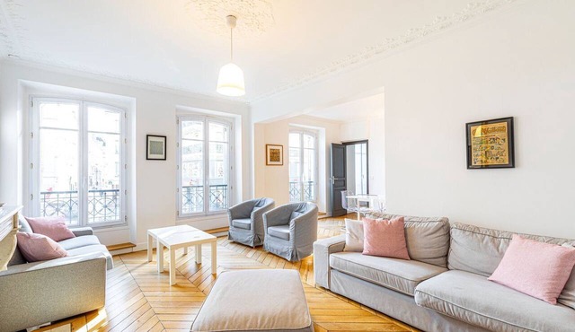 GuestReady - Elegant stay near Place des Vosges