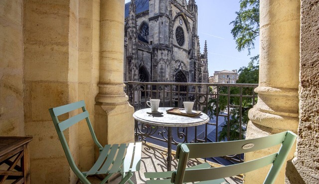 Historic center, air-conditioned with terrace