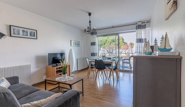 Holiday Apartment "Appartement vue mer Arcachon" with Sea View, Balcony & Wi-Fi