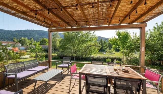 Holiday Home 'La Maison Et L'étang De Pêche' with Mountain View, Private Terrace and Wi-Fi