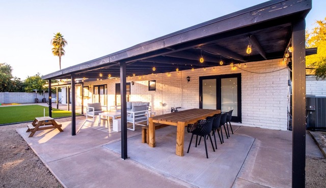 Home In The Heart of Scottsdale.