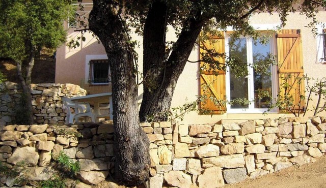 Homerez - House in Alata with sea view