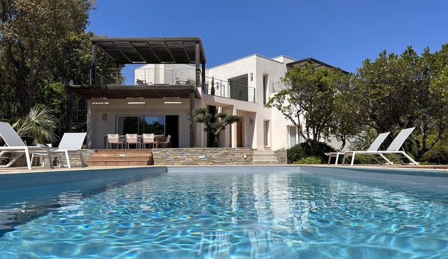 House with garden