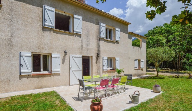 In this vacation apartment with a beautiful view of the countryside, the vacation becomes a pleasure