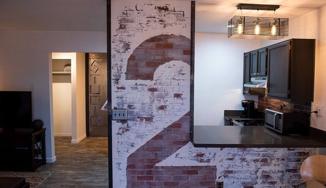 Industrial Chic Studio 2
