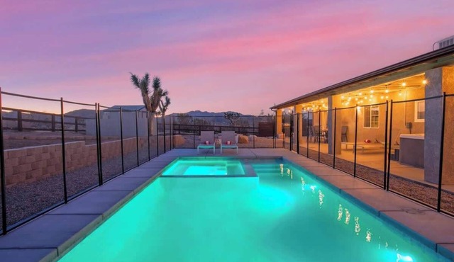 Joshua Tree Retreat - Views, Heated Pool, & More!