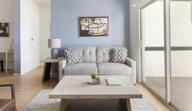 Landing | Beautiful 2BD, Pool