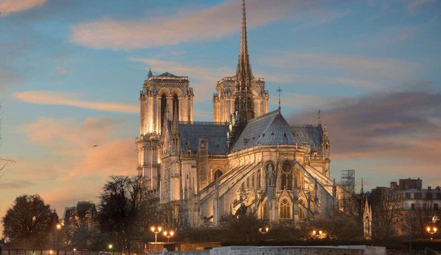 LE MARAIS NOTRE DAME - Beautiful Two Bedrooms