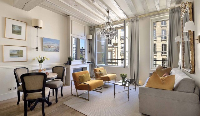 Luxurious Parisian Perfection - Île de la Cité-Notre Dame-Cafes