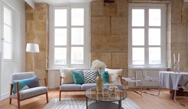 Luxury one bedroom, Heart of Marais