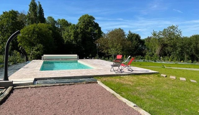 Luxury Retreat: Heated Pool, Jacuzzi, Fitness, Near Le Mans
