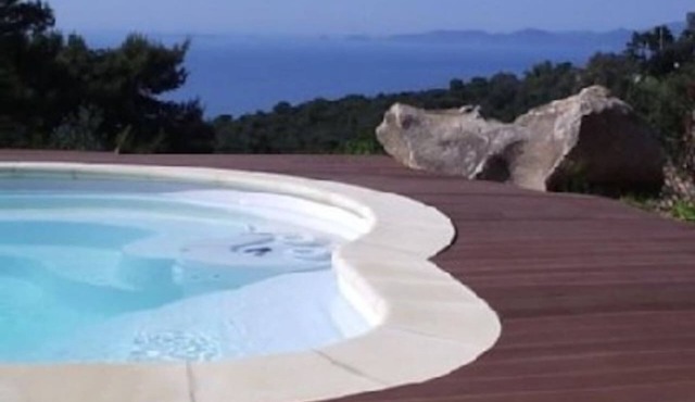 Luxury villa . reduced prices for 4 and 5 people