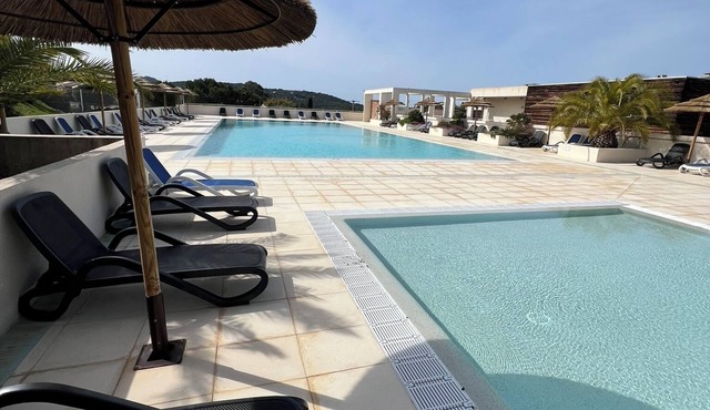 MAISONNETTE AZURU SEA VIEW NEAR ILE ROUSSE