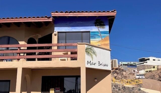 Mar Brisas By FMI Rentals 3 Bed 2.5 Bath